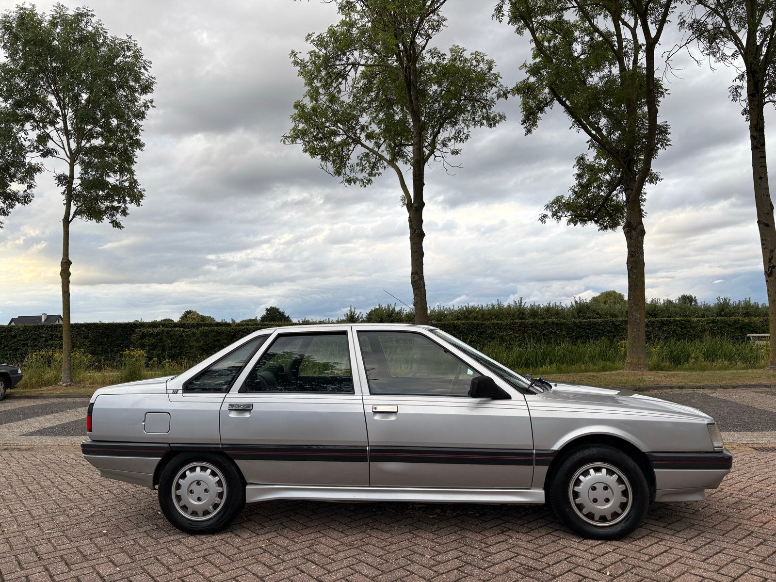 Renault 21 2.0 ti injection met airco !, foto 5