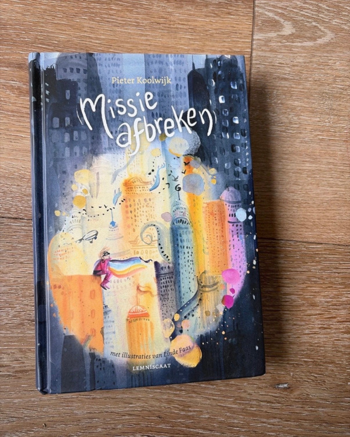 Missie afbreken - Pieter Koolwijk, Ophalen of Verzenden, Gelezen, Fictie algemeen