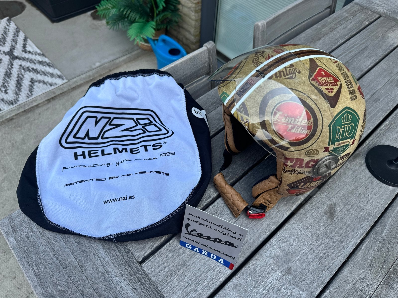NZI Retro Helm Maat M - Vintage Stijl Scooterhelm, Ophalen, Zo goed als nieuw, Medium