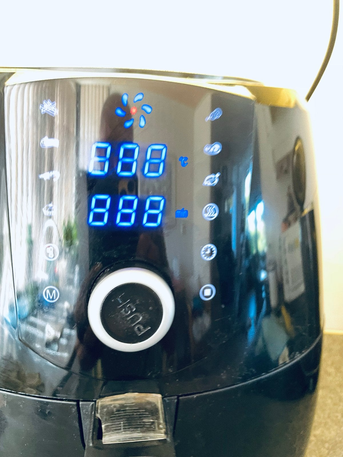 Hyundai Airfryer - Zwart, te koop of ruilen., Witgoed en Apparatuur, Airfryers, Ophalen, Zo goed als nieuw, Airfryer XL, 750 t/m 999 gram