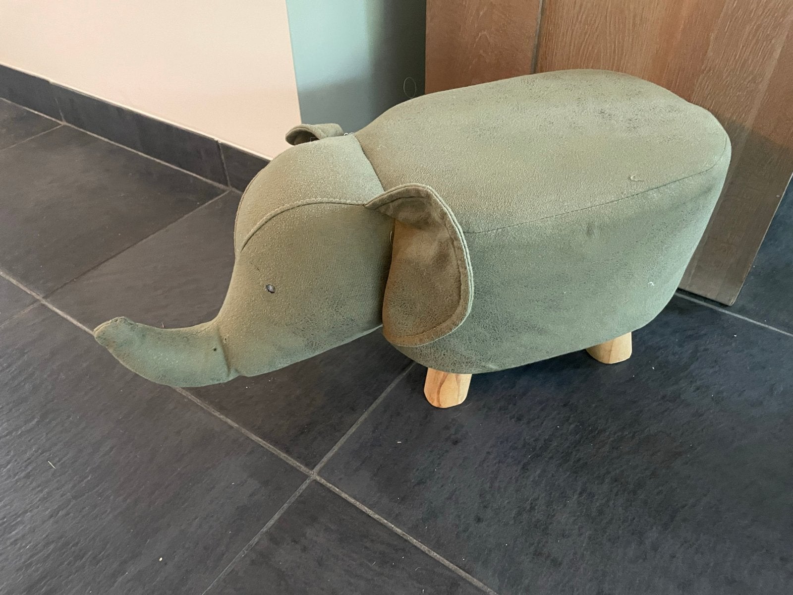 Leuke olifant poef - groen, Ophalen, Groen, Gebruikt, Overige stijlen