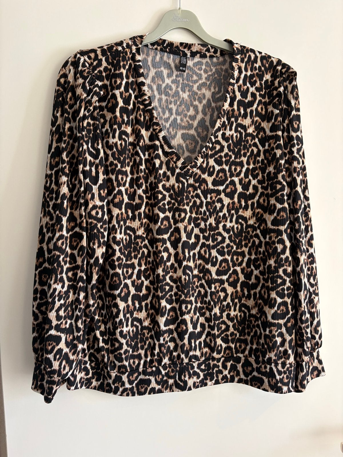 Leopard print blouse met lange mouwen - Maat 46-48, Meerkleurig, Maat 46/48 (XL) of groter, Ophalen of Verzenden, Zo goed als nieuw