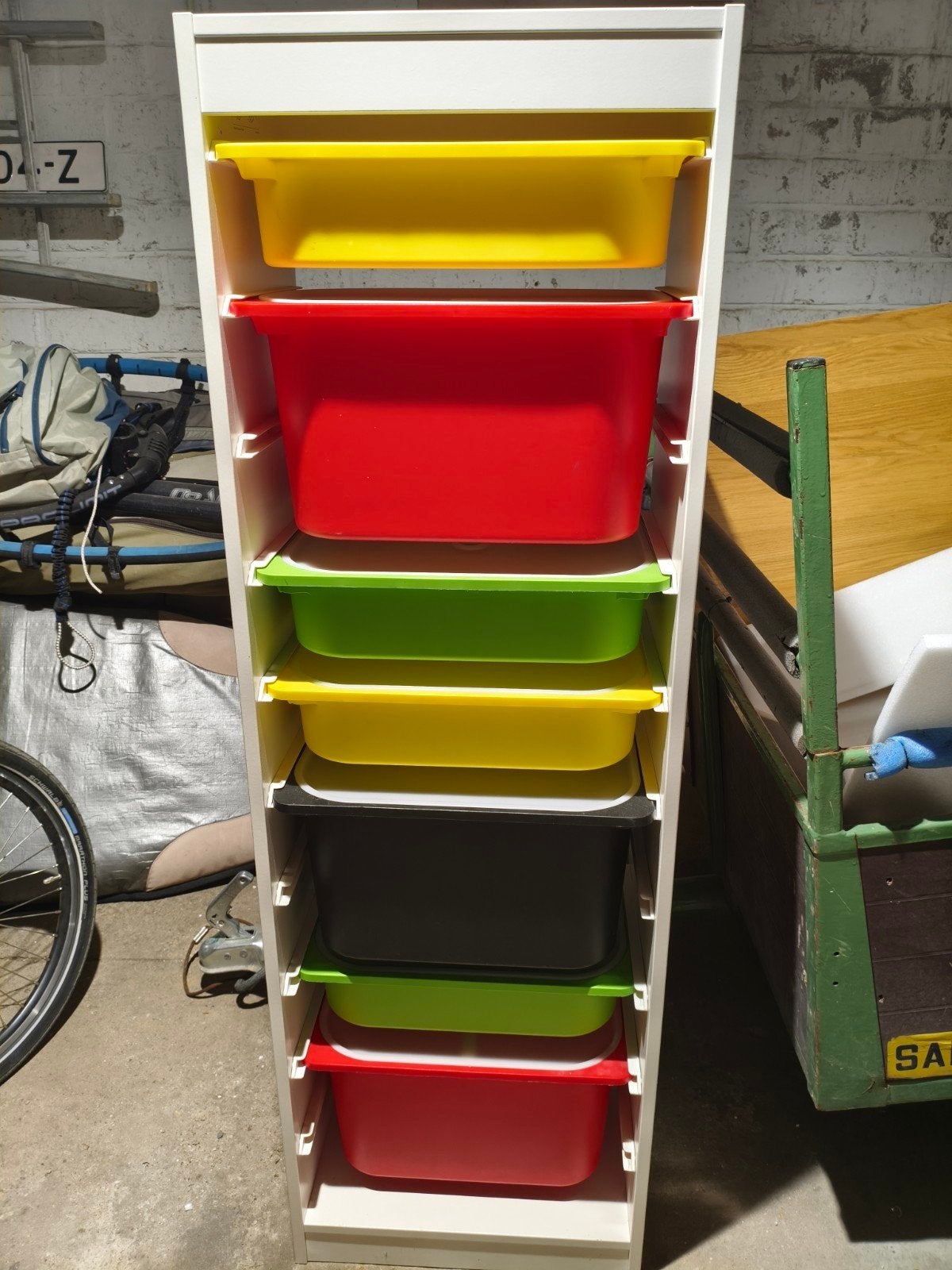 Trofast bakkenkast, Ophalen, Minder dan 50 cm, 5 laden of meer, 100 tot 150 cm