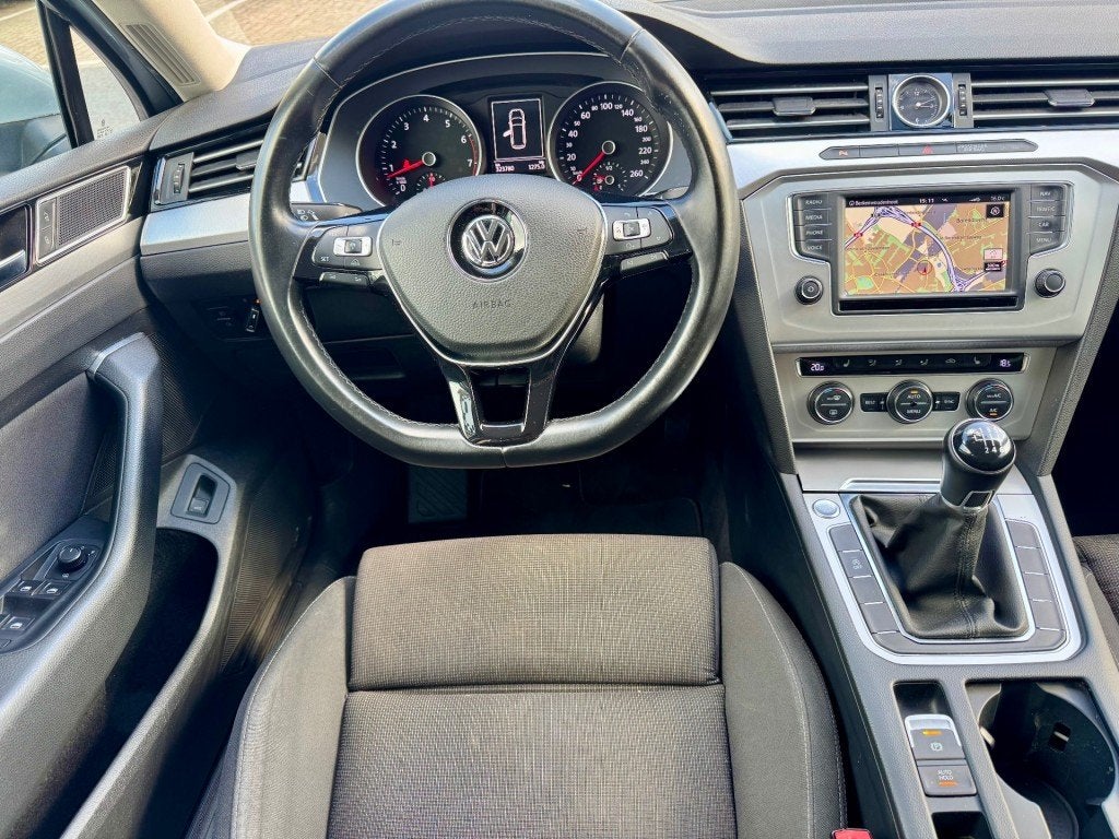Volkswagen PASSAT 1.4 TSI ACT Highline ECC ACC 1STE EIG. NET, Auto's, Voorwielaandrijving, Gebruikt, Euro 6, 4 cilinders