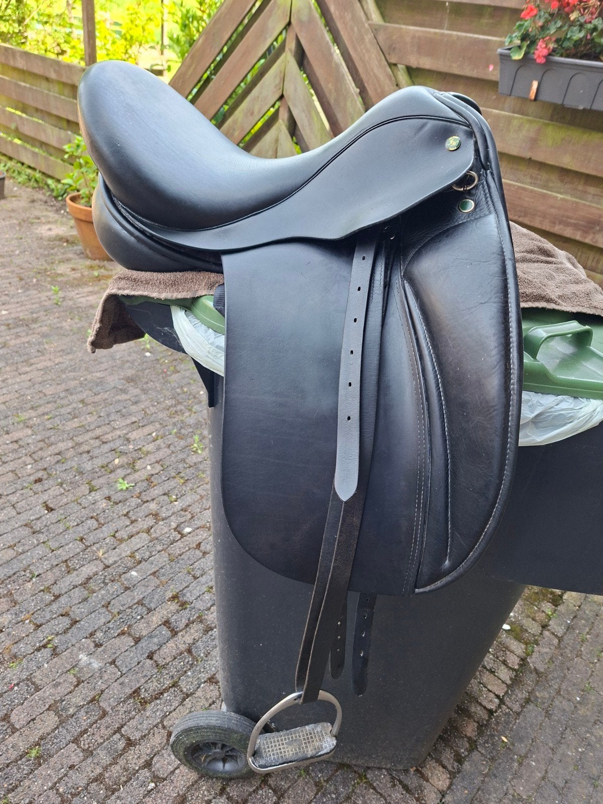 Hulsebos wb4 dressuurzadel, Dieren en Toebehoren, Paarden en Pony's | Zadels, Ophalen, Gebruikt, Dressuur