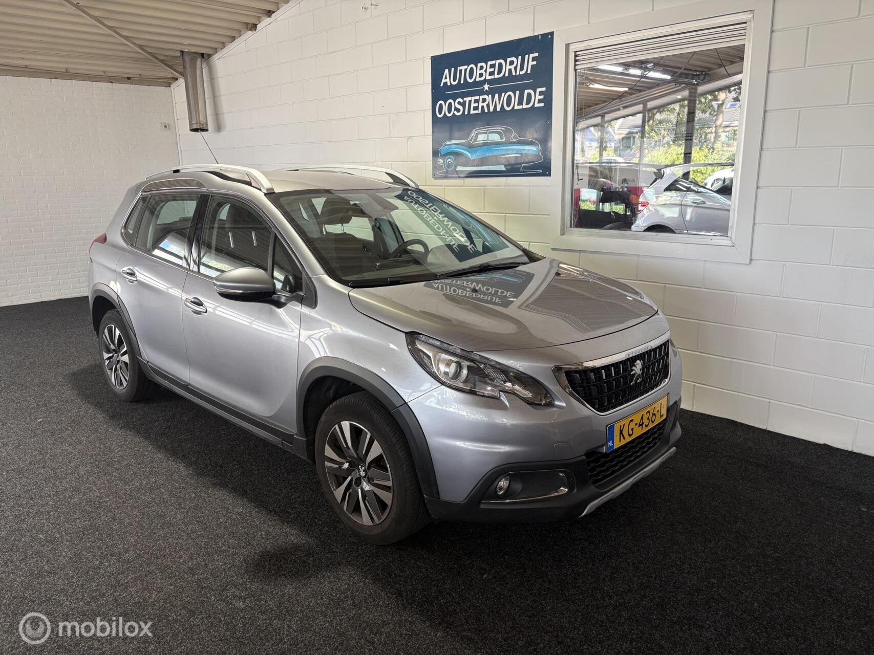 Peugeot 2008 1.2 PureTech Allure Automaat - Apk - Navi - Cru, Parkeersensor, Euro 6, 1199 cc, 610 kg