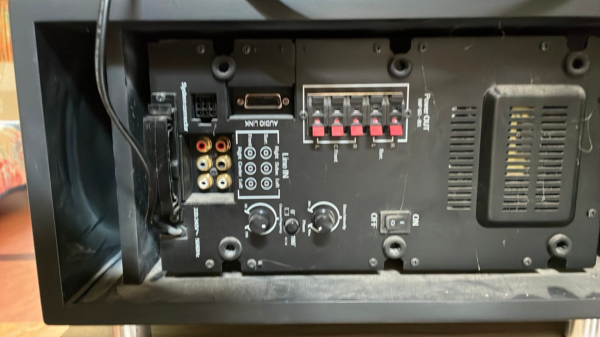 Loewe system connector, Ophalen, Gebruikt, Subwoofer, Overige merken