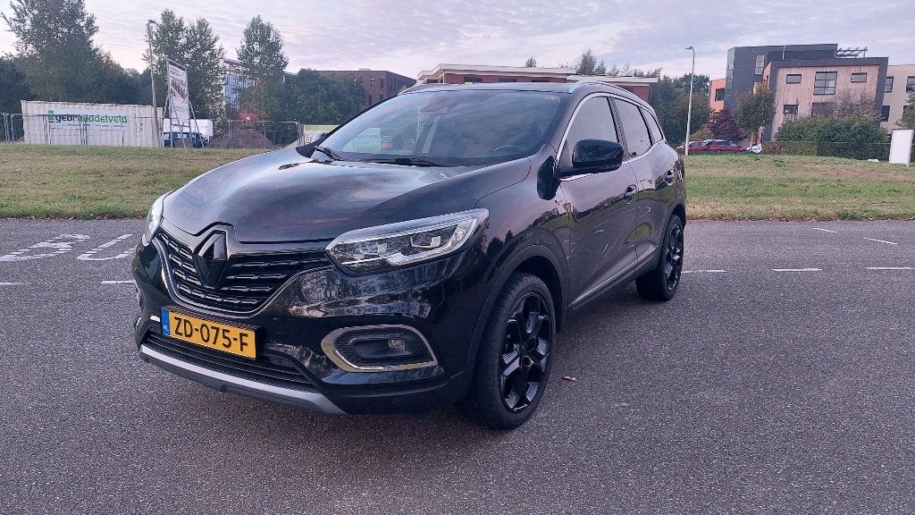 Renault Kadjar 1.3 TCe - Intens - Trekhaak - "Black Edition", Voorwielaandrijving, Kadjar, 15 km/l, 4 cilinders