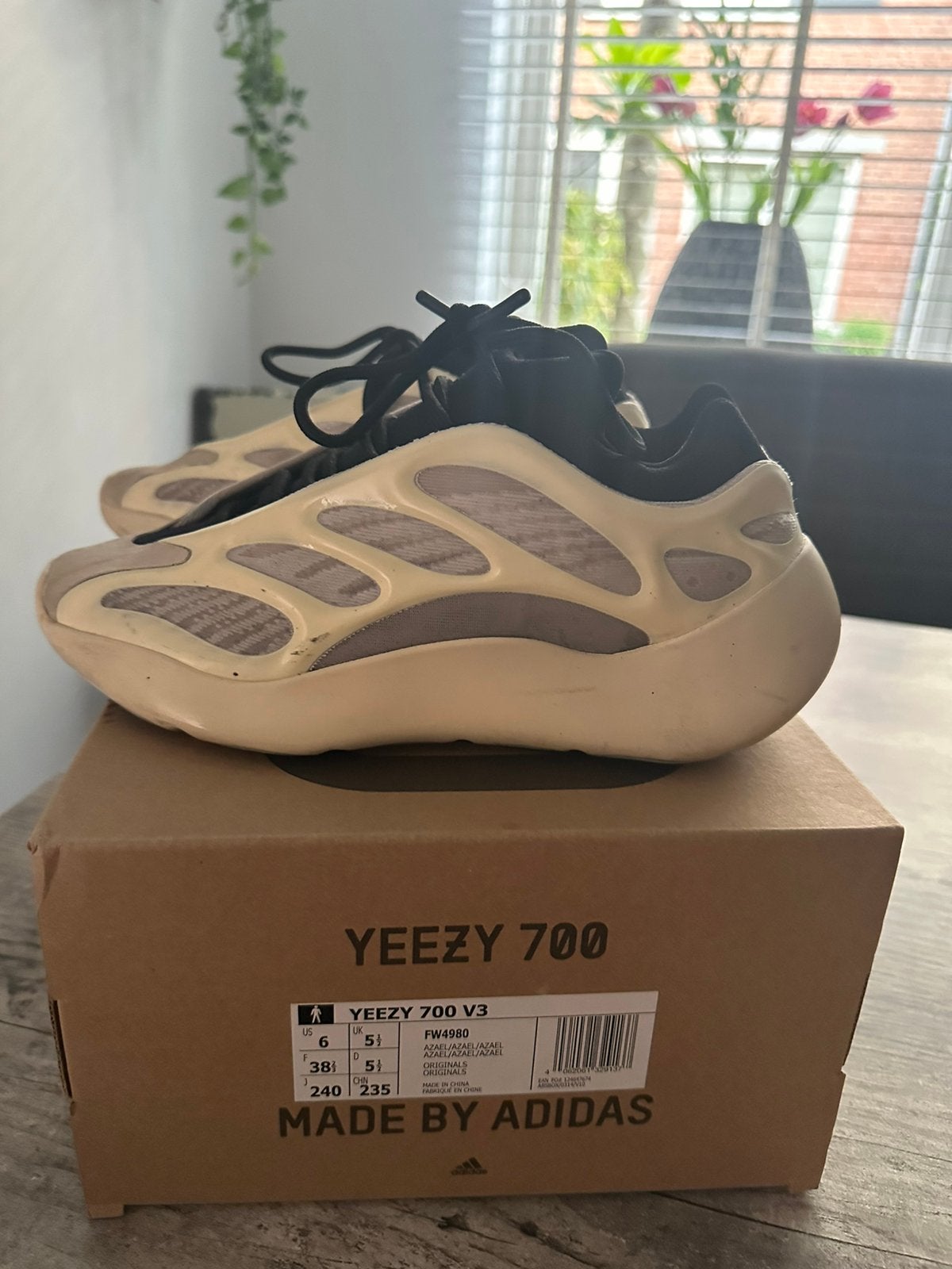 Yeezy 700 schoenen maat 38.5, Ophalen of Verzenden, Zo goed als nieuw