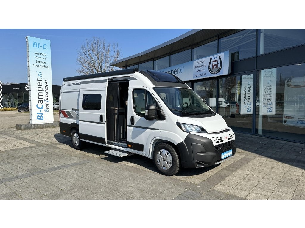 LMC Innovan 640 NIEUW!AUTOMAAT/ACTIEMODEL, Caravans en Kamperen, Automaat, Chemisch toilet, Buscamper of Camperbus, Startonderbreker