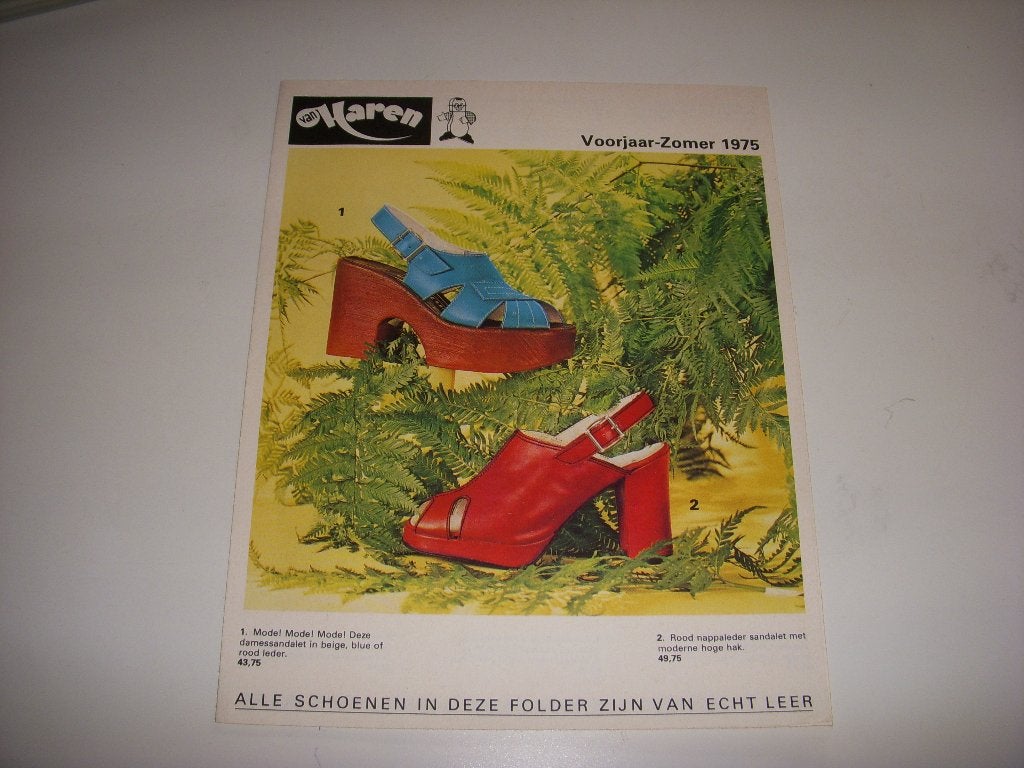 reclamefolder Van Haren schoenen voorjaar-zomer 1975, Gelezen, Folder, Van Haren schoenen, Ophalen of Verzenden
