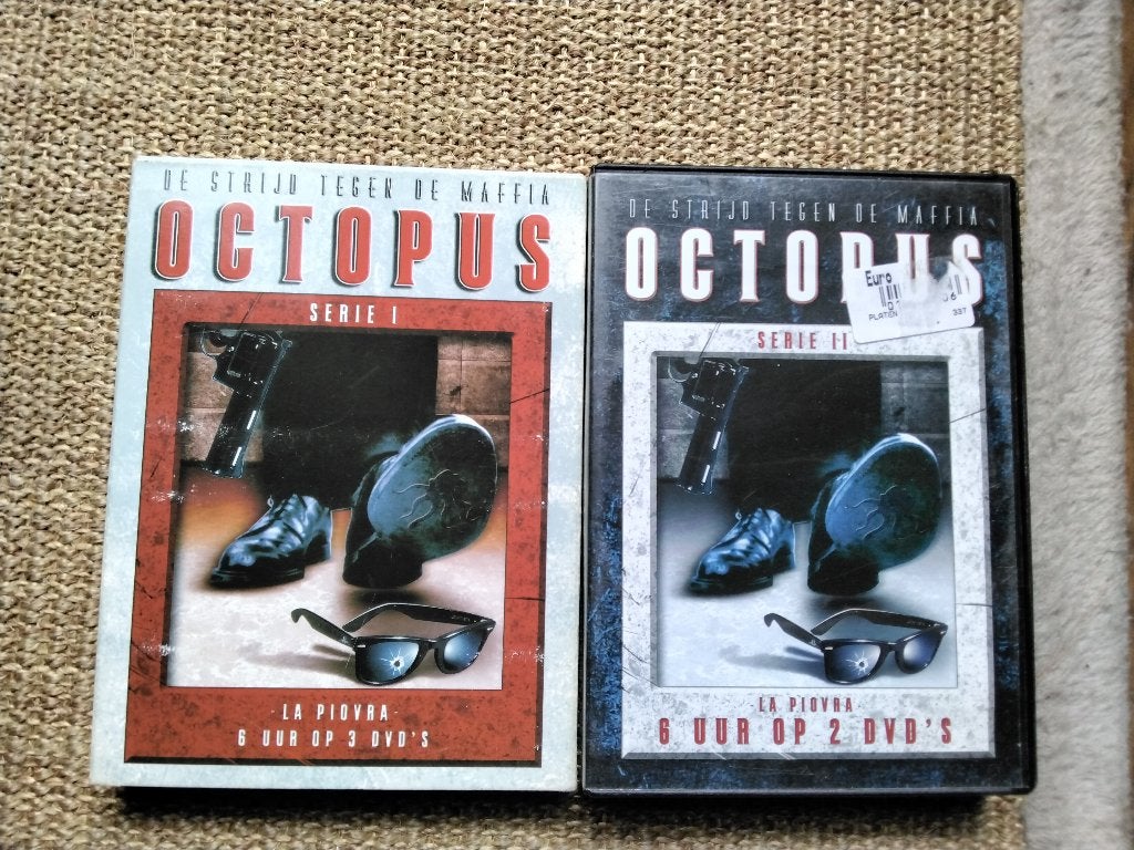 Octopus serie 1 en 2 compleet, 2 boxen, origineel, Engels, Nederlands, Seizoen 1, Ophalen of Verzenden