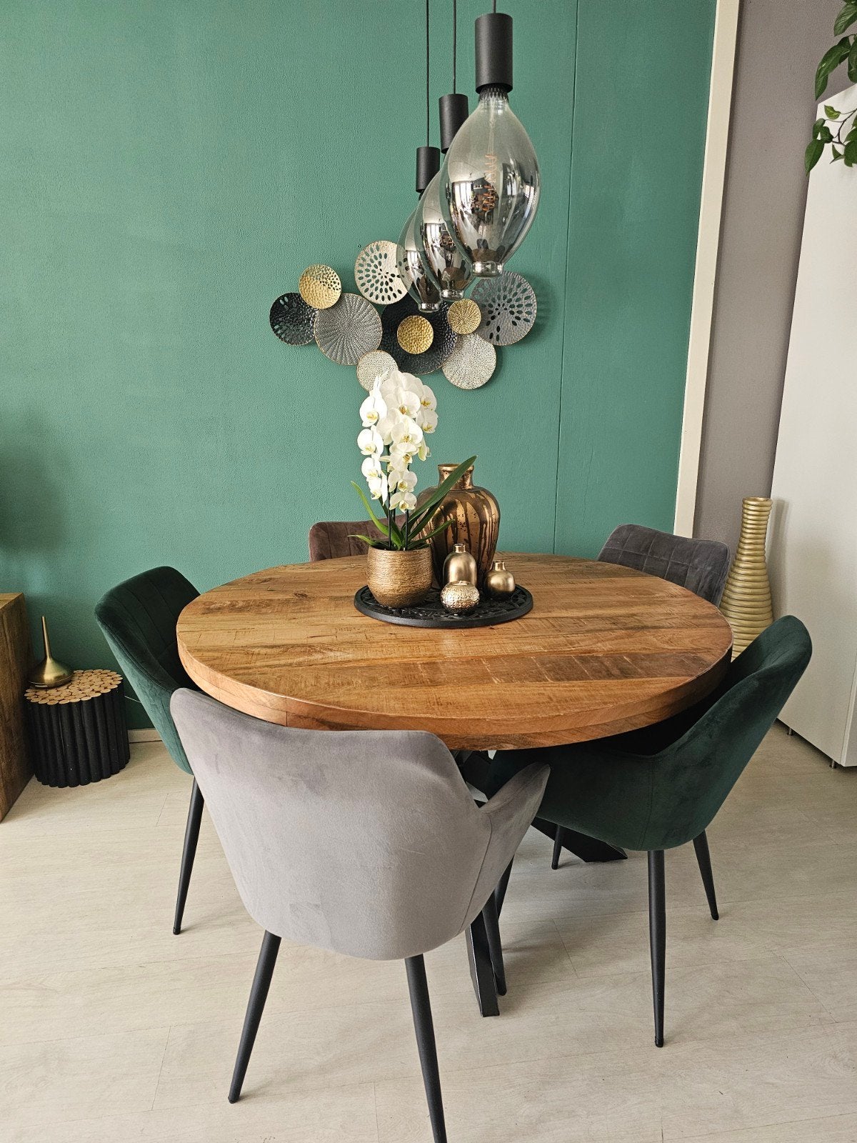 Eetkamer stoelen en sierkussens en kleed, Ophalen, 200 cm of meer, 50 tot 100 cm, Zo goed als nieuw
