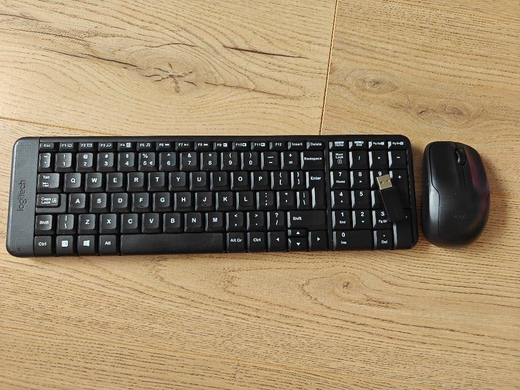Logitech muis en keyboard, Computers en Software, Gebruikt, Logitech G, Ophalen of Verzenden, Draadloos