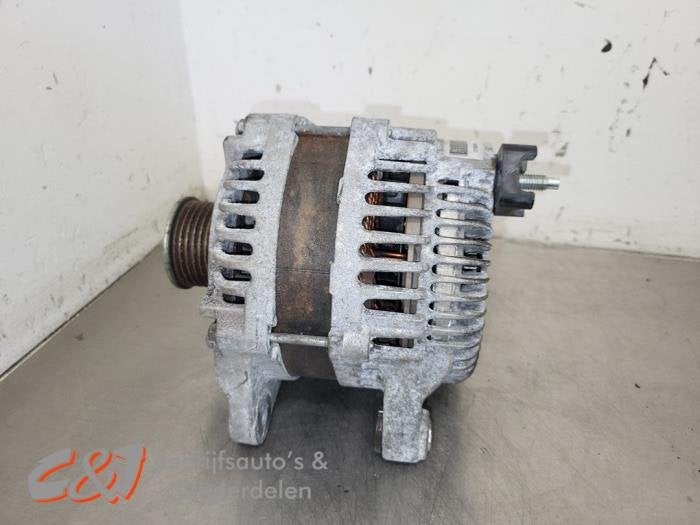 Dynamo van een Renault Trafic, Gebruikt, -, Renault, -