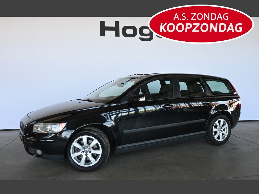 Volvo V50 2.4 Edition I Airco Cruise Trekhaak Lichtmetaal Go, Auto's, Volvo, Stof, Gebruikt, Zwart, Origineel Nederlands