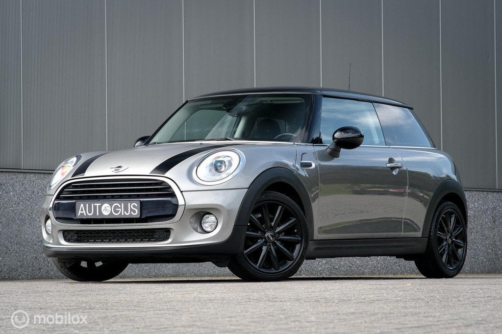 Mini Mini 1.5 Cooper Chili Automaat | Dealer OH | LED | Navi, Gebruikt, 4 stoelen, 49 €/maand, Origineel Nederlands