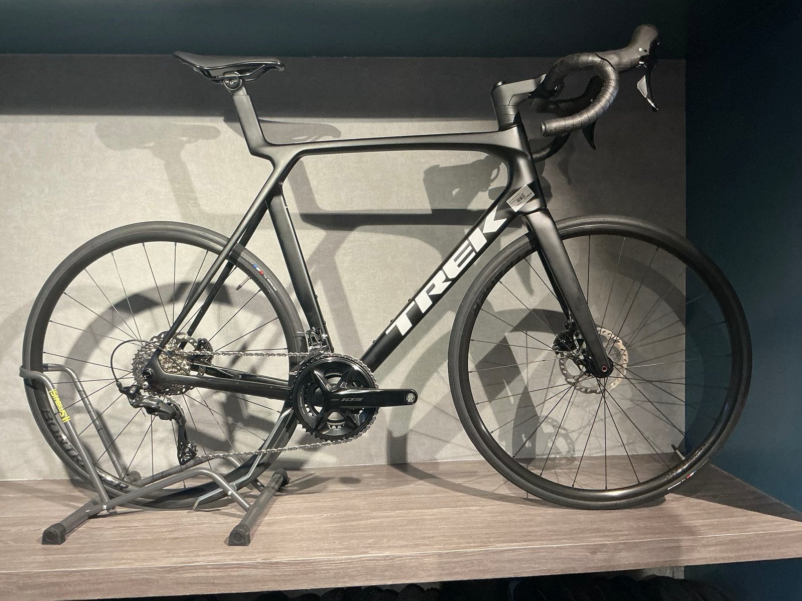 Nieuwe Trek Madone SL 5 Gen 8 maat XL, Fietsen en Brommers, Overige merken, 28 inch, Carbon, Heren