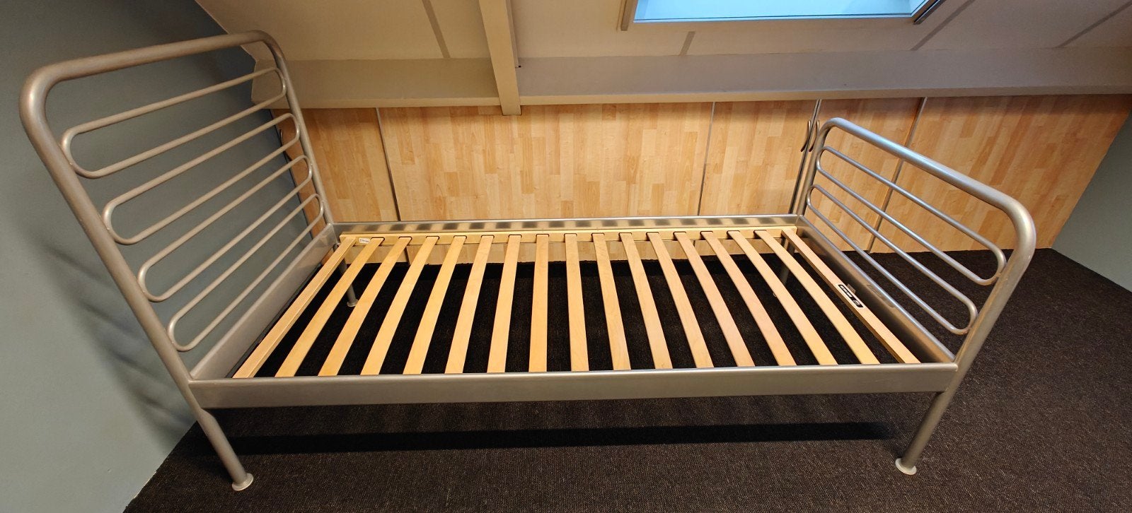 bed 90x200, Huis en Inrichting, Ophalen, 90 cm, Eenpersoons, Zo goed als nieuw