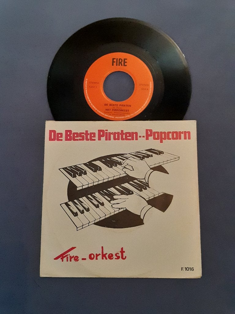 Fire Orkest – De Beste Piraten / Popcorn VG+/VG+, Ophalen of Verzenden, Gebruikt, 7 inch, Piraten en Zeemansliederen
