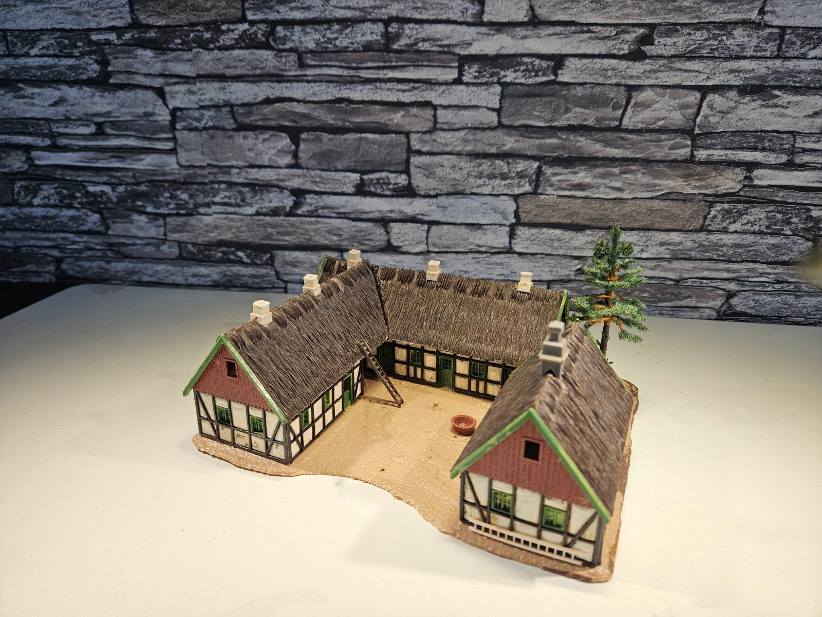 Heljan boerderij HO spoor modeltrein 1:87, Overige merken, Gebruikt, Gelijkstroom of Wisselstroom, Brug, Tunnel of Gebouw