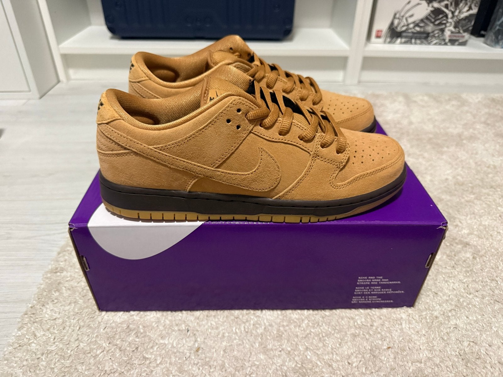 Nike SB Dunk Low Pro Wheat - Maat 43, Bruin, Nieuw, Ophalen of Verzenden, Sneakers of Gympen