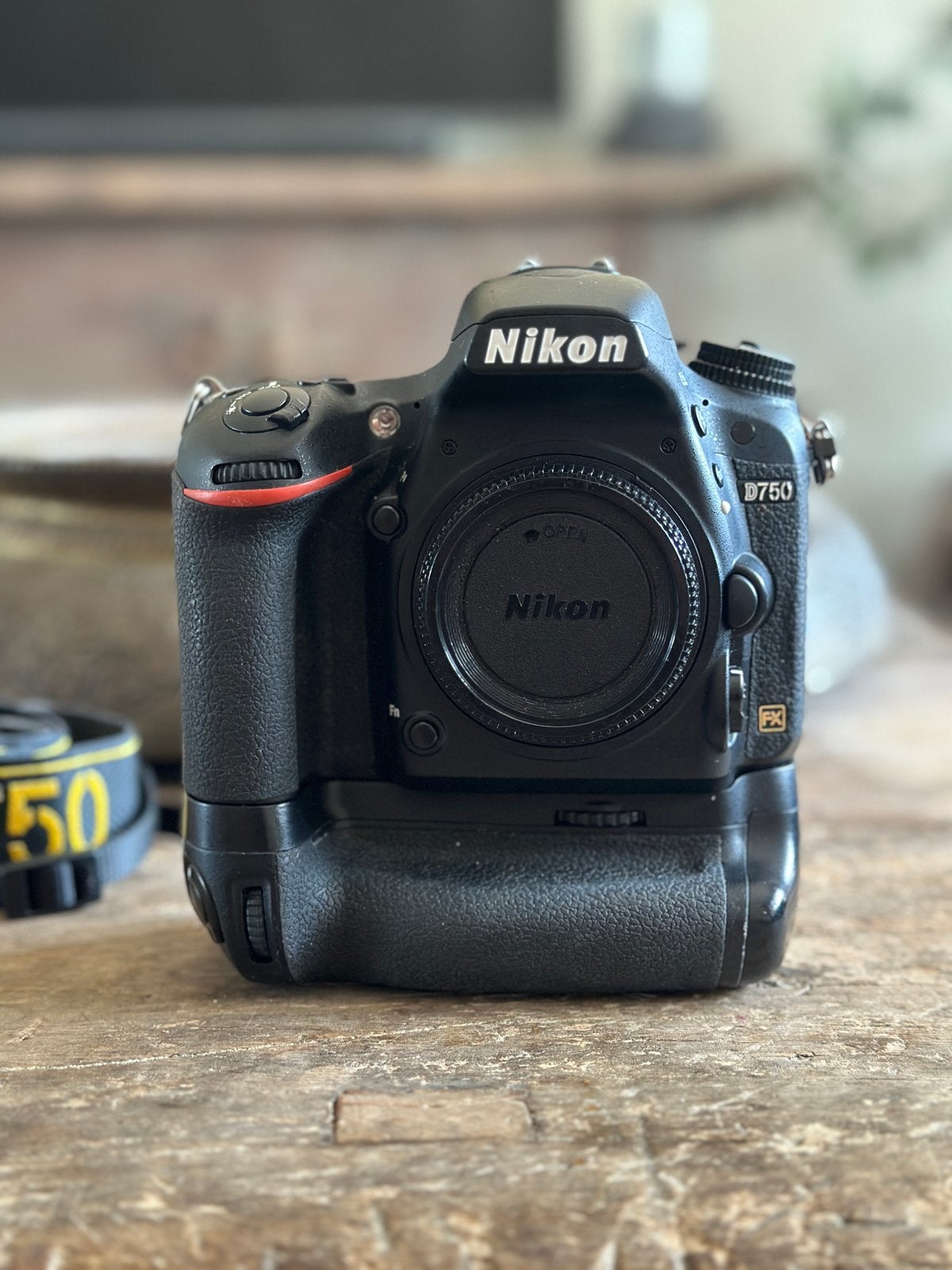 Nikon D750 body met MB-D16 grip en 3 batterijen, Gebruikt, Spiegelreflex, Ophalen of Verzenden, WiFi