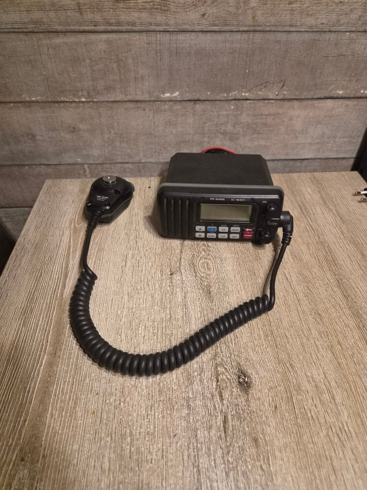 Icom IC-M411 marifoon met handmicrofoon, Ophalen of Verzenden, Zo goed als nieuw, 5 tot 15 km, Portofoon of Walkie-talkie