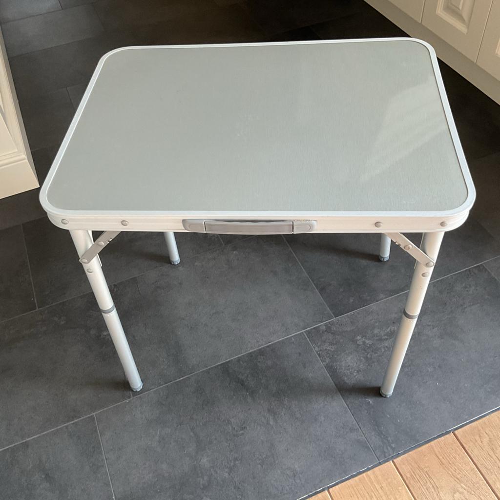 Campart Travel Aluminium Campingtafel 45x60 cm, Caravans en Kamperen, Kampeermeubelen, Ophalen, Gebruikt, Campingtafel