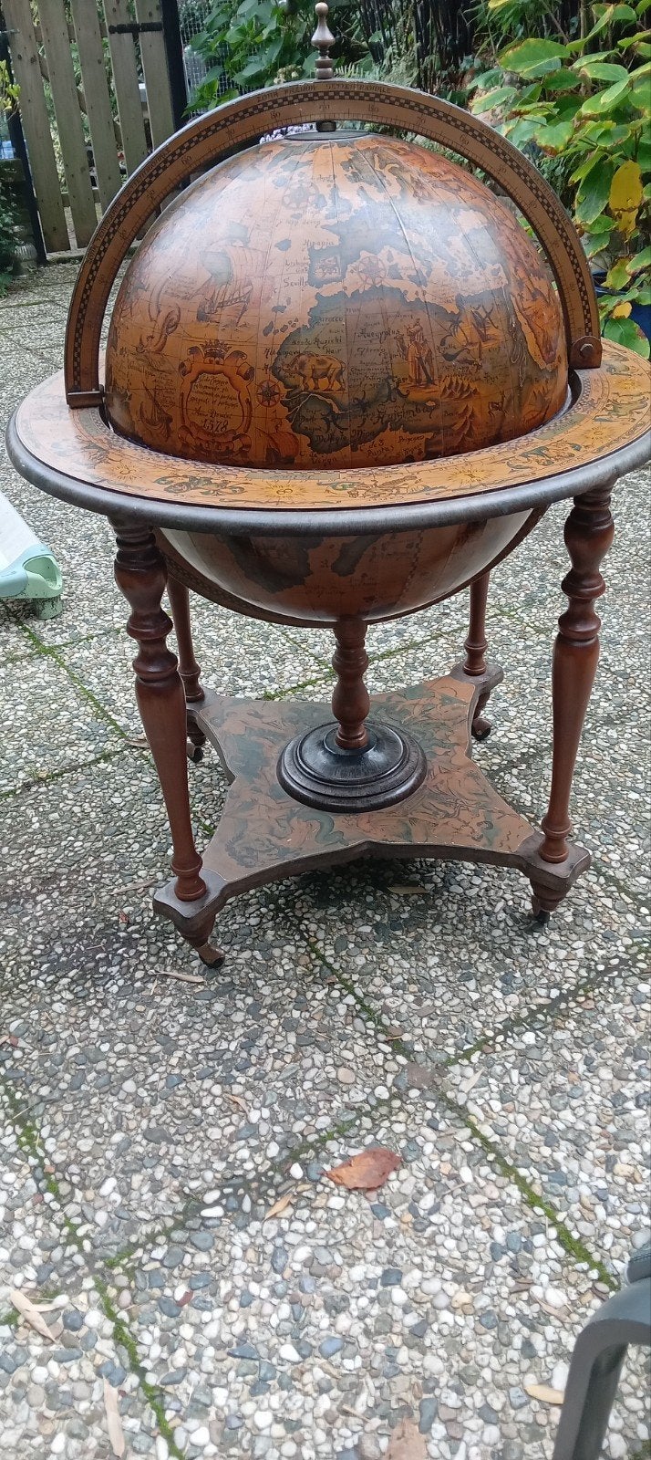 wereldbol barkast., Ophalen of Verzenden