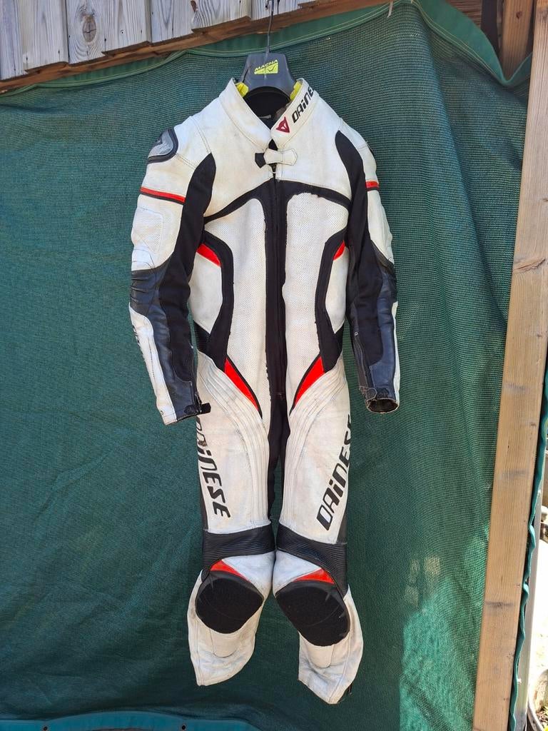 Dainese Motorpak - Wit/Zwart/Rood, Motoren, Kleding | Motorkleding, Dainese, Ophalen of Verzenden, Tweedehands, Heren