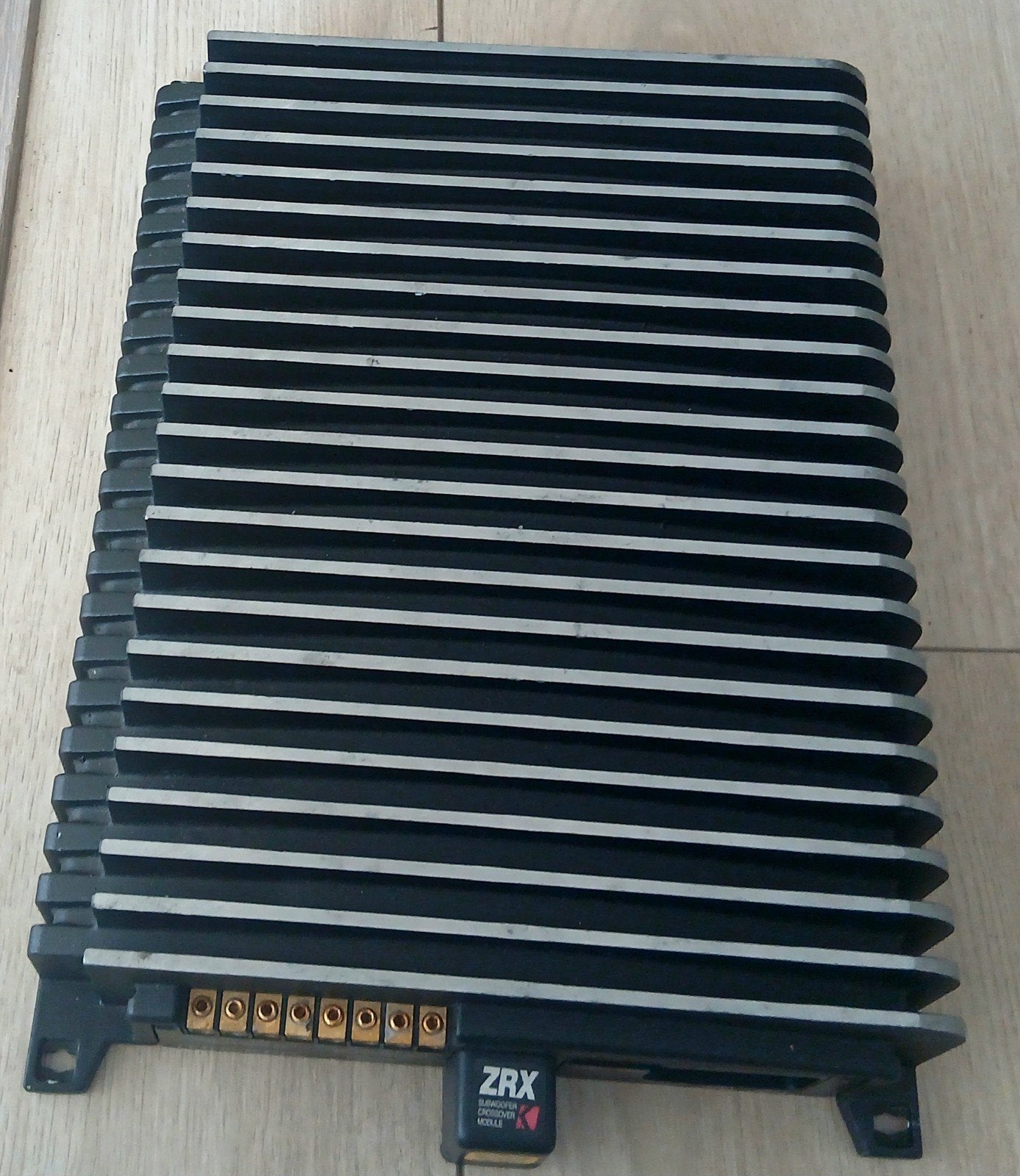 Kicker ZX460 4-kanaals auto versterker - Krachtig geluid, Ophalen of Verzenden