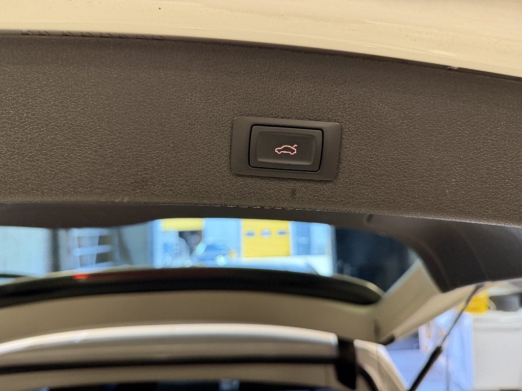 Audi Q5 2017 Wit, Auto's, Automaat, Zwart, Wit, Leder