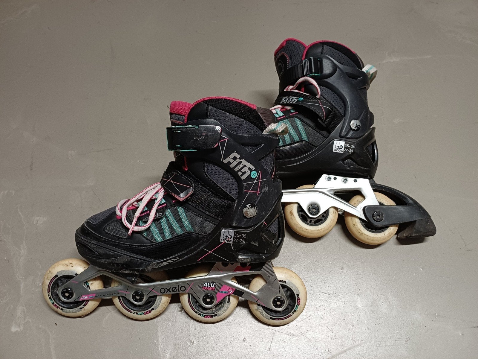 Verstelbare Oxelo Fit 5 Inline Skates Maat 35-38, Sport en Fitness, Skeelers, Kinderen, Inline skates 4 wielen, Ophalen, Overige merken