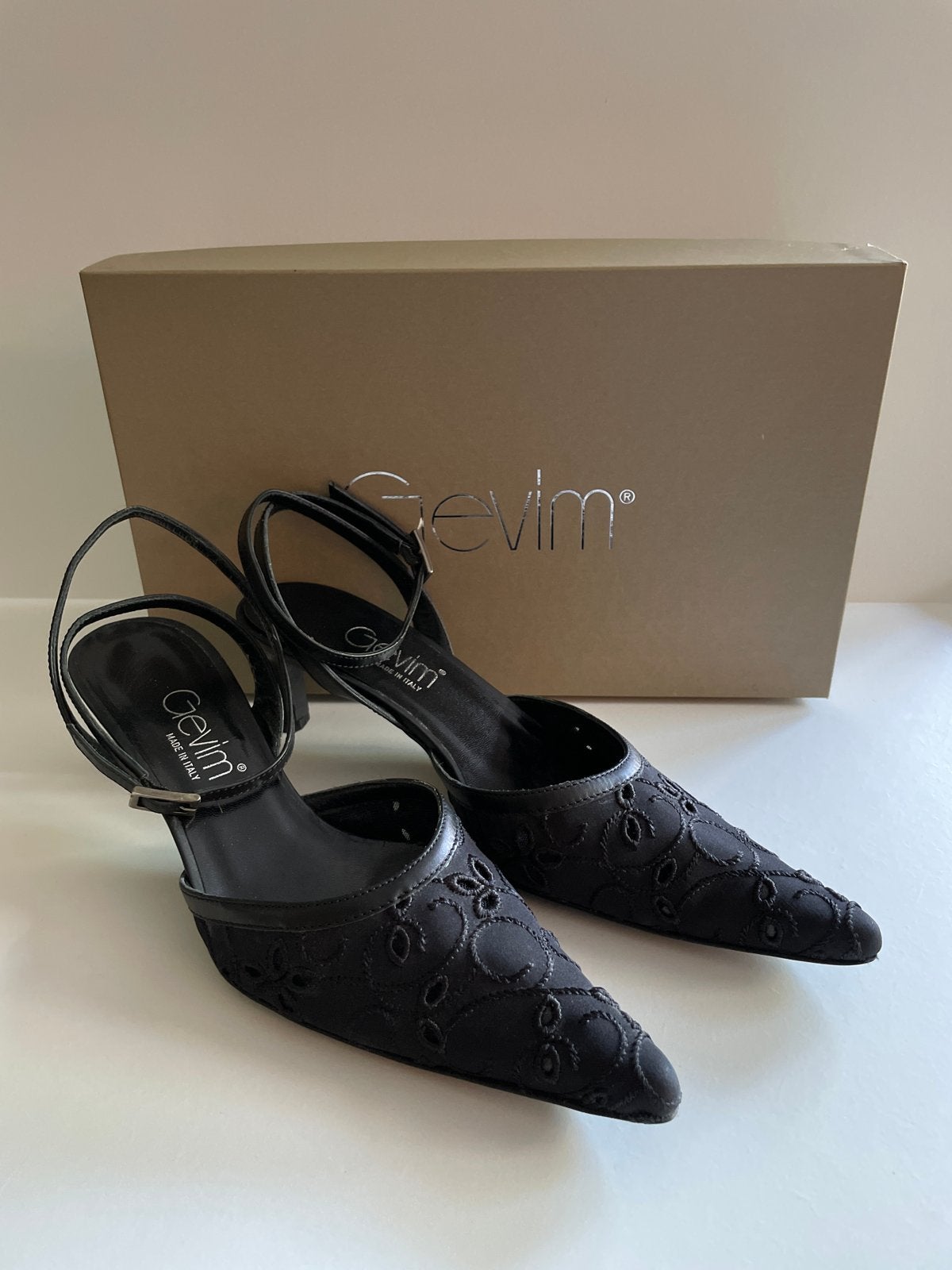 Gevim Zwarte Pumps - Maat 37.5 (nieuw), Ophalen, Zo goed als nieuw, Zwart, Pumps