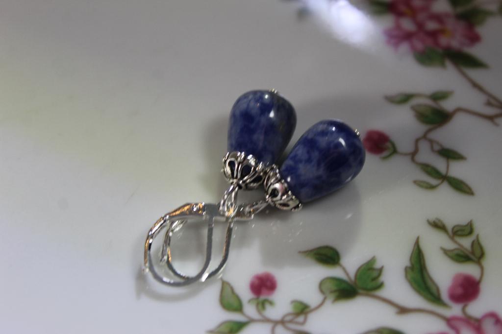 Sodaliet oorbellen - Juweeltjes met half edelsteen - Blauw, Sieraden, Tassen en Uiterlijk, Oorbellen, Hangers, Blauw, Nieuw, Ophalen of Verzenden