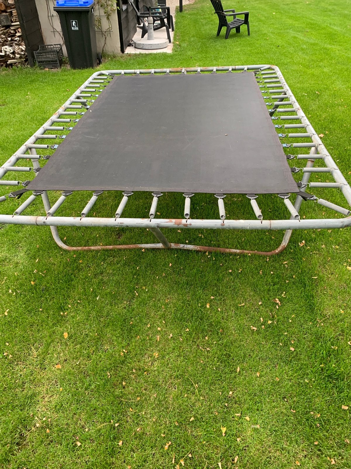 Grote rechthoekige trampoline 190x275cm