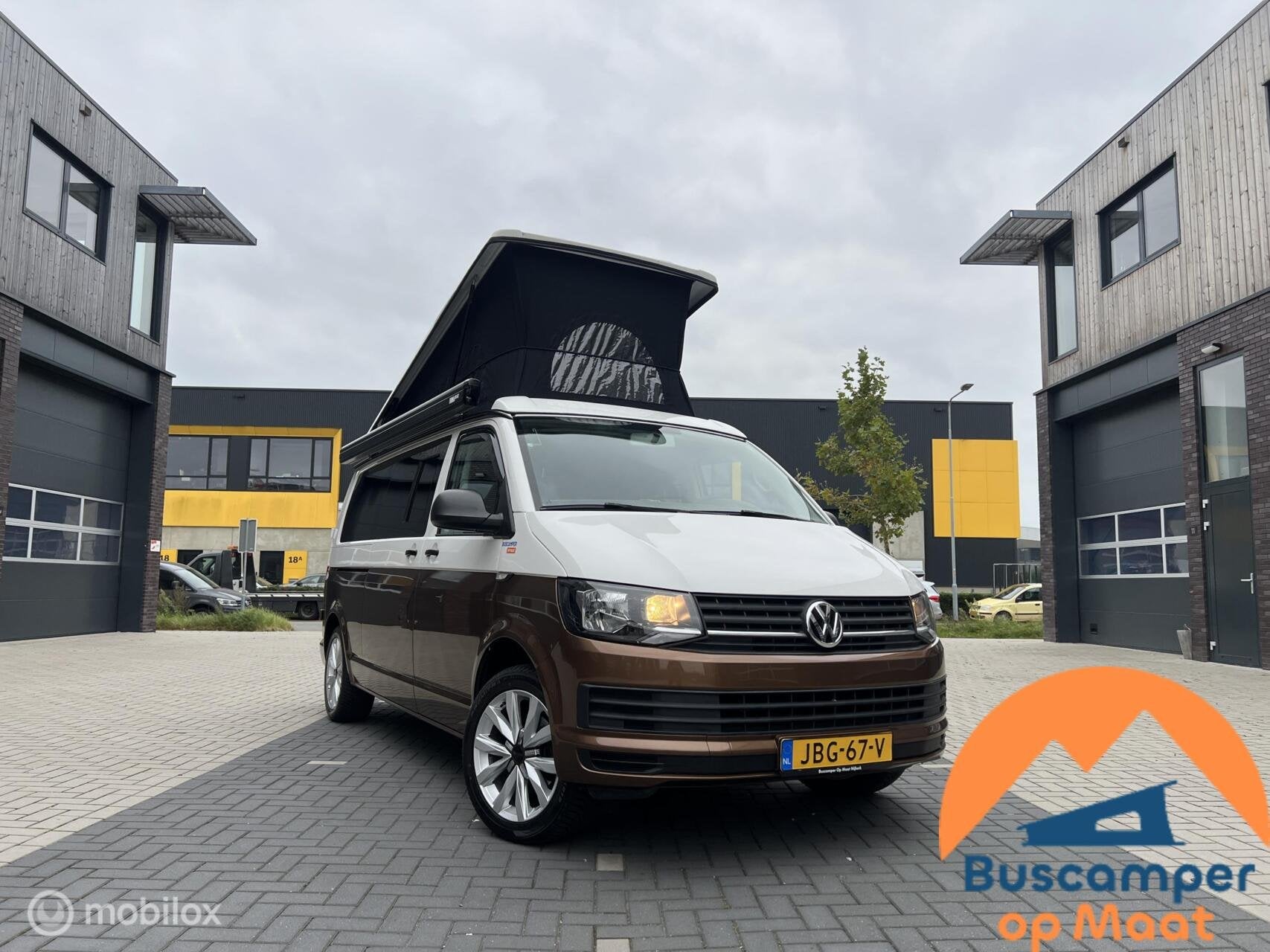 Volkswagen T6 buscamper Nevada 2017 Two-tone L2H1, Airbags, Verkoop@buscamperopmaat.nl, Bedrijf, Navigatie