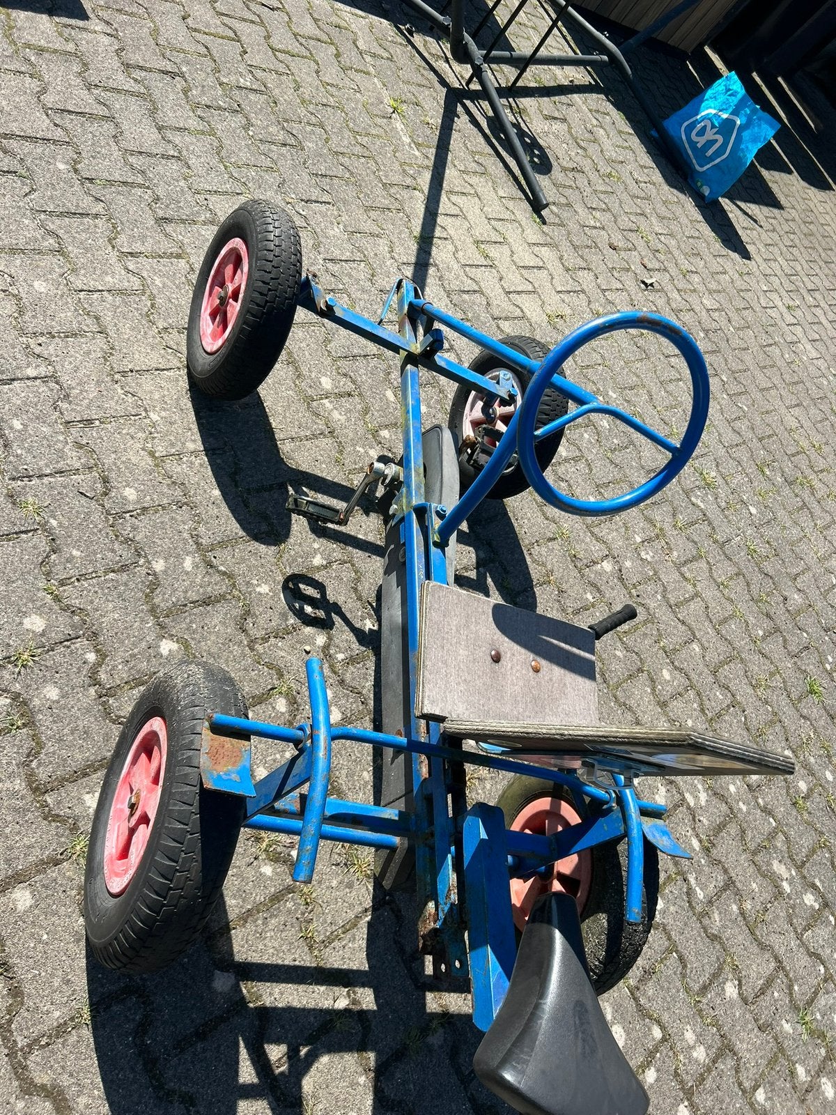 Foto 13 van Mammoet Skelter - Robuust en Klaar voor Avontuur