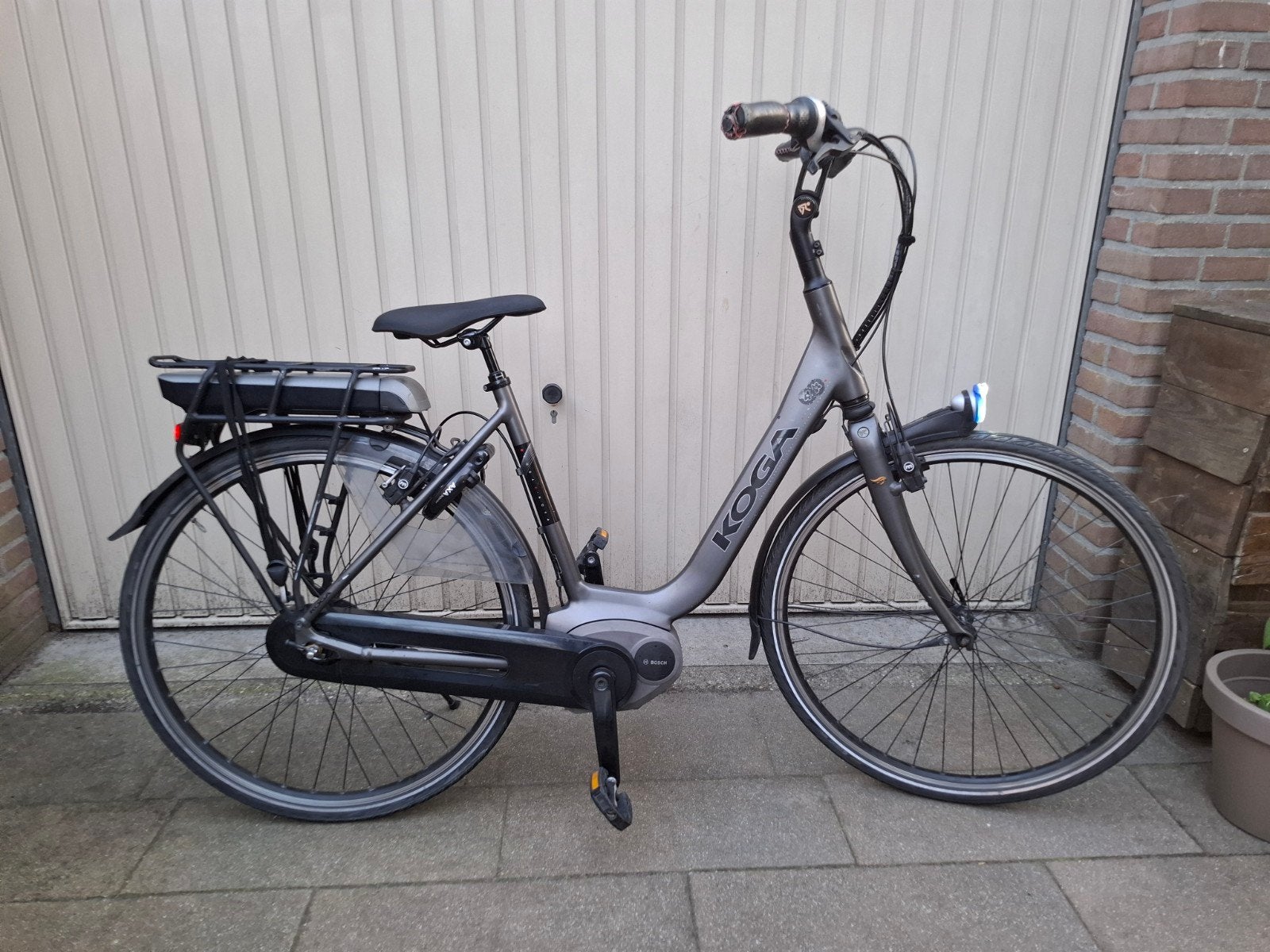 koga e nova 28 inch 7 versnellingen dames ebike bosch midden, Fietsen en Brommers, 53 tot 56 cm, Ophalen, Overige merken, Versnellingen