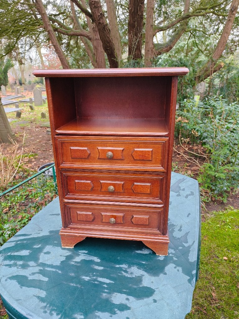 houten ladenkastje, Ophalen, Overige materialen, Gebruikt, Onbekend