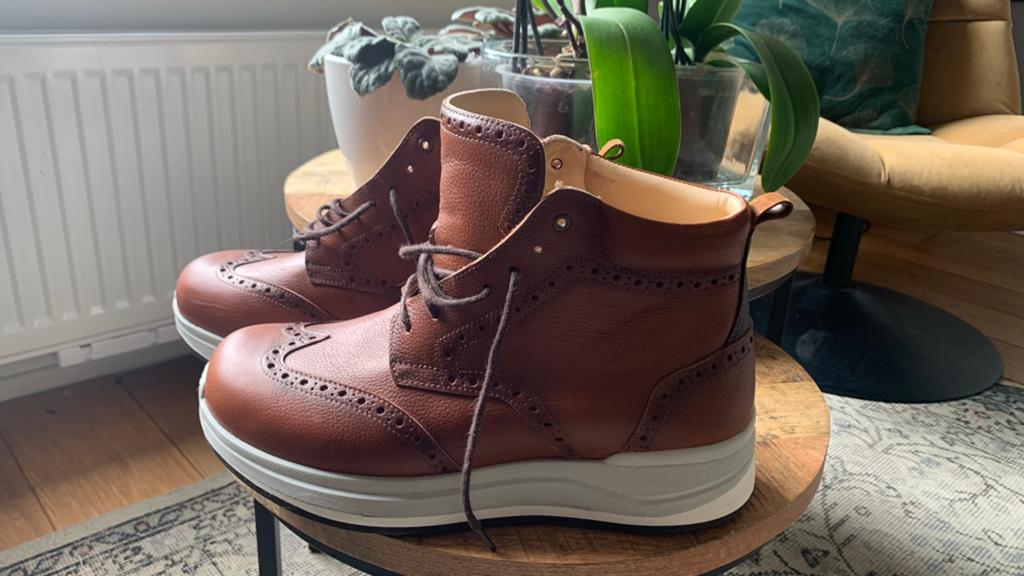 Robuuste halfhoge leren schoenen, nieuw! Maat 8 wijdte K, Bruin, Nieuw, Ophalen of Verzenden, Veterschoenen