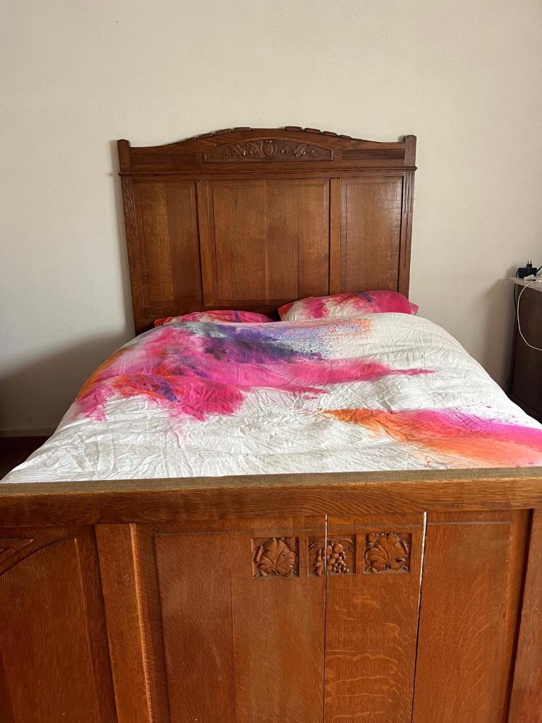 Antiek bed, Ophalen