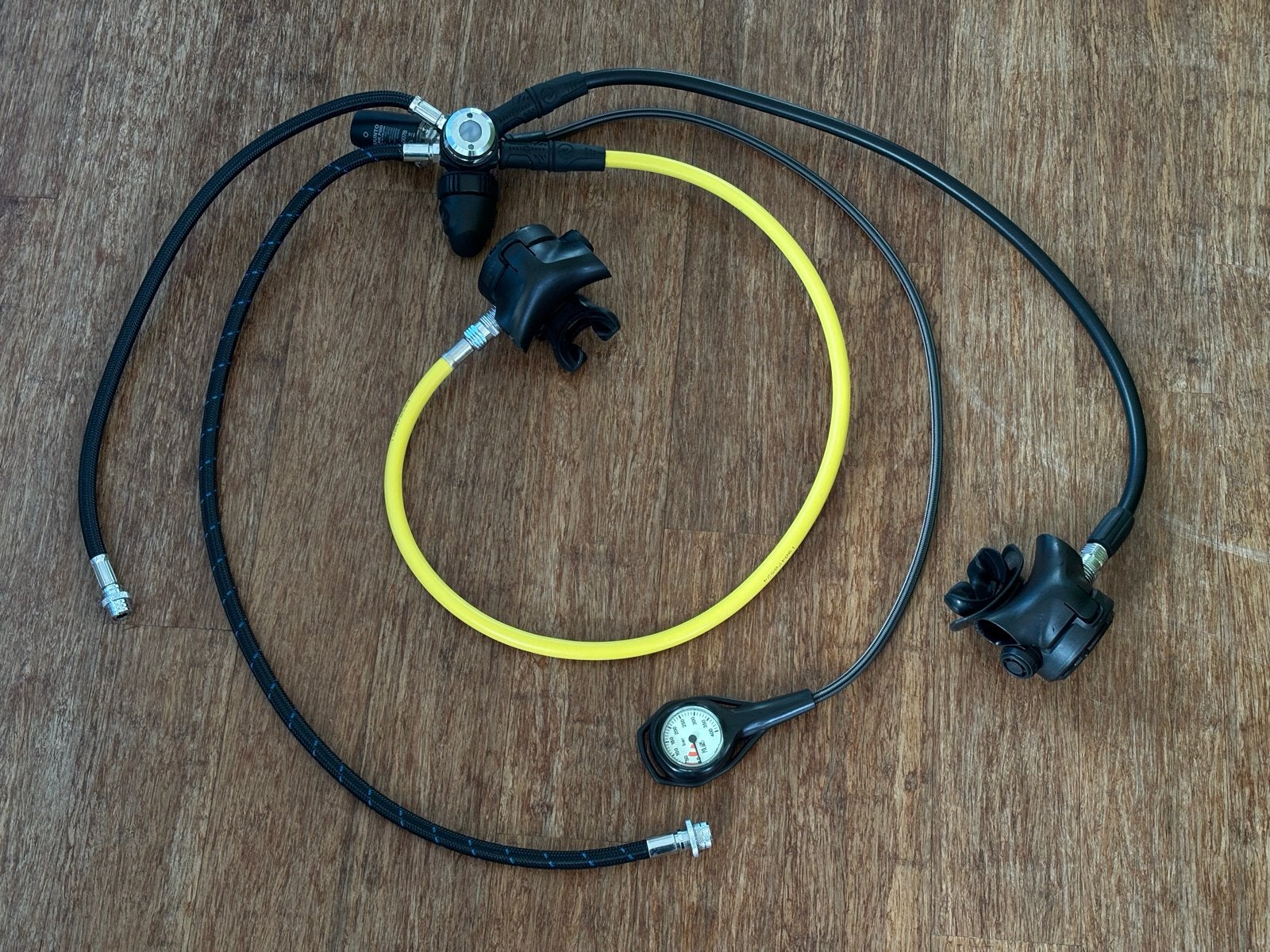 Aqualung Core Spin, eventueel met Suunto D5 en Tank Pod, Watersport en Boten, Duiken, Ophalen of Verzenden, Zo goed als nieuw