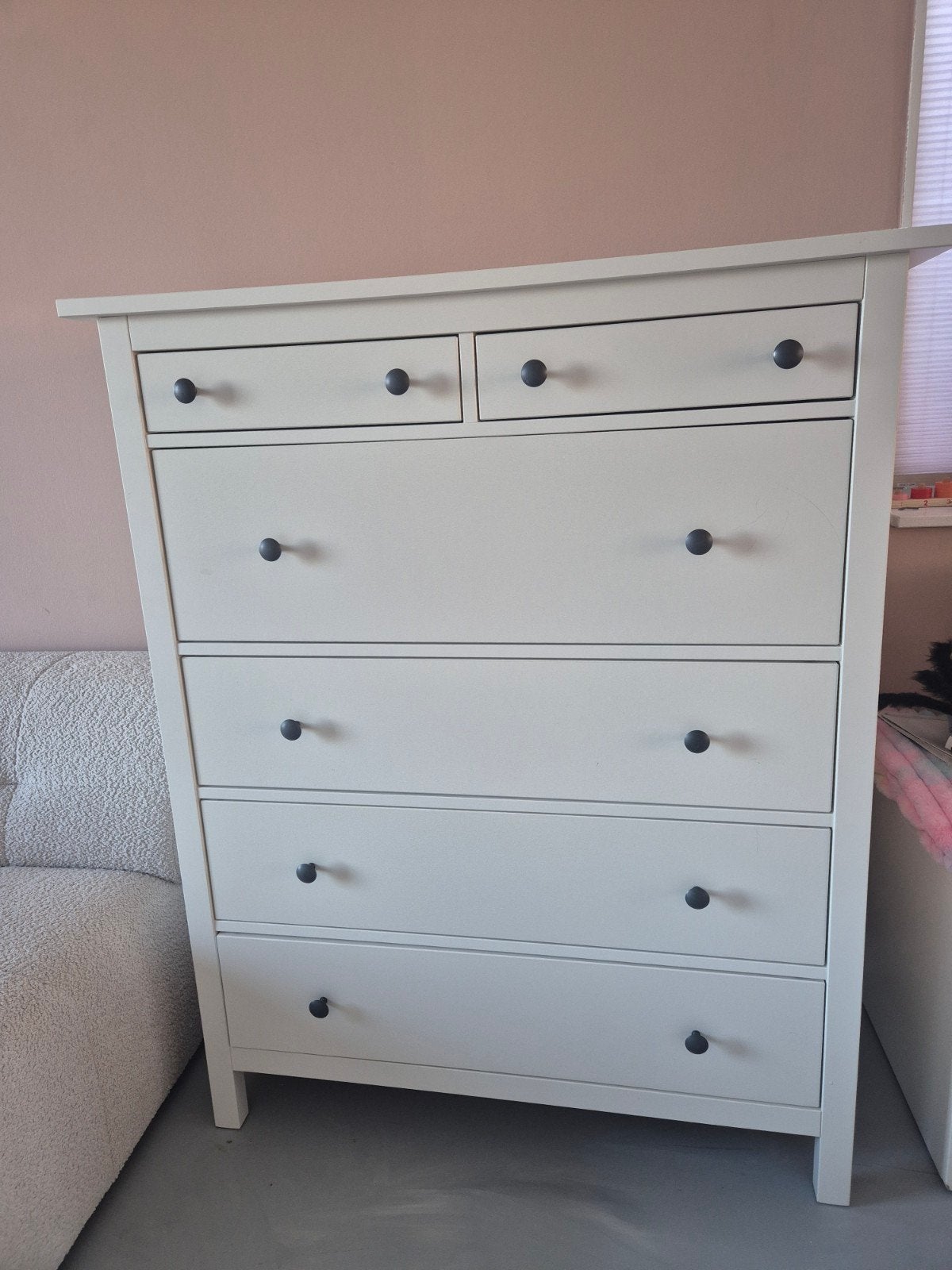 IKEA Hemnes ladekast - Zeer goede staat, Huis en Inrichting, 5 laden of meer, 100 tot 150 cm, Zo goed als nieuw, 25 tot 50 cm