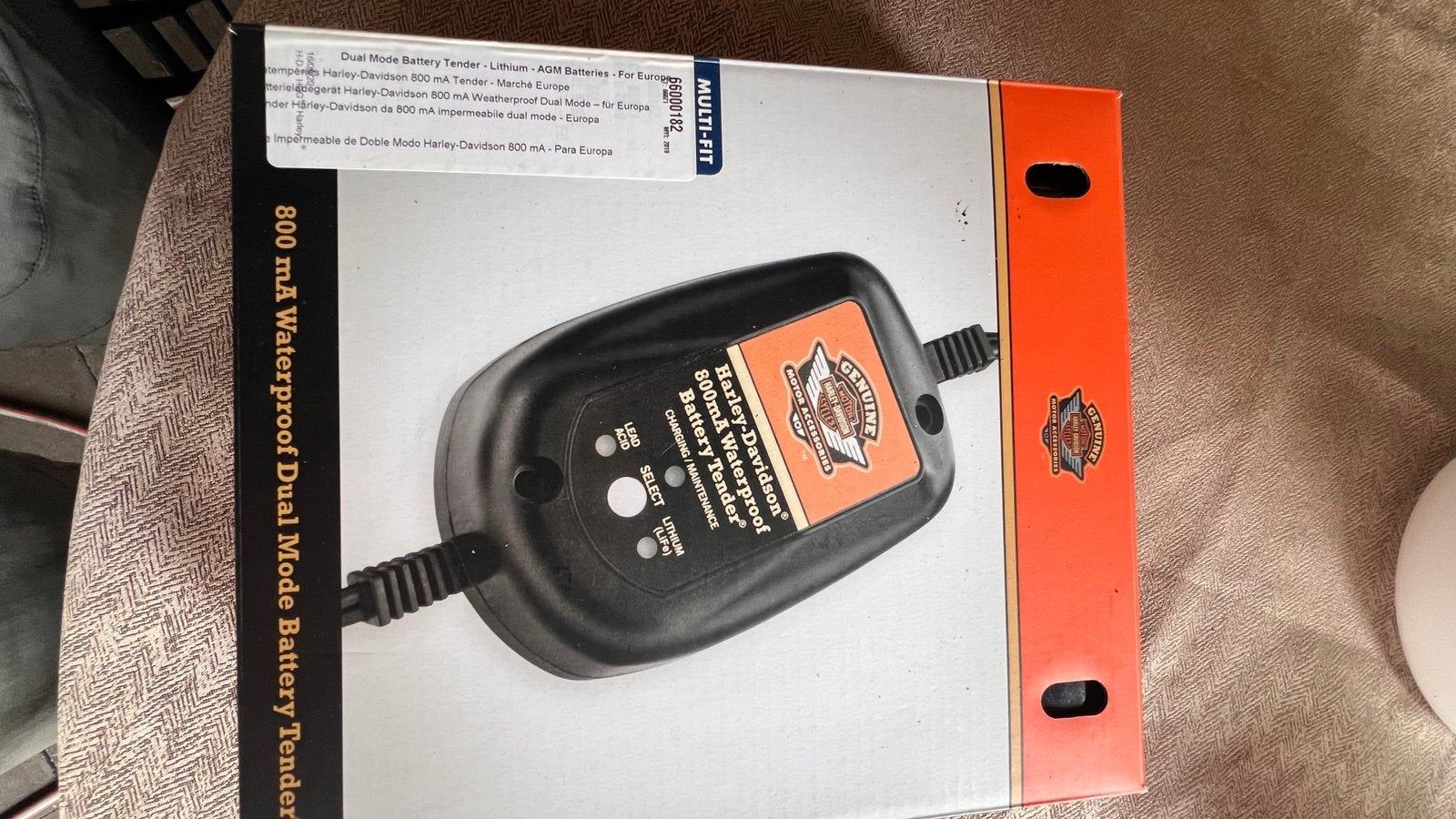 Harley-Davidson 800 mA Weatherproof Dual Mode Battery Tender, Ophalen of Verzenden, Gebruikt