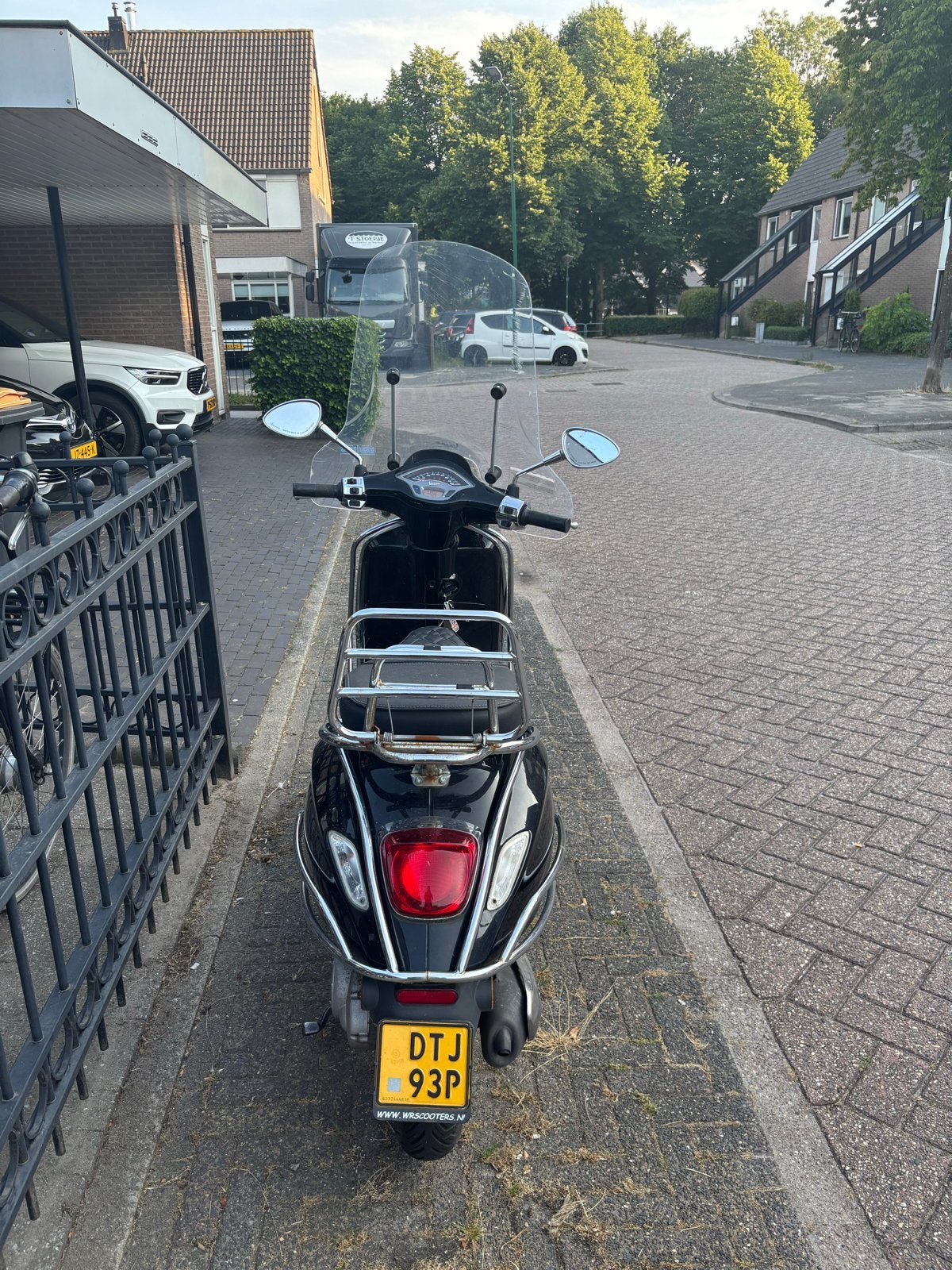 Vespa Sprint 50cc - Zwart, Windscherm, Valbeugels, Ophalen, Gebruikt, Benzine, Vespa