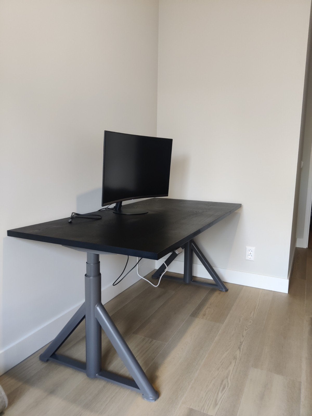 Elektrische zit/sta bureau - ZGAN, Ophalen, Zit-sta bureau, 160 cm, Hout