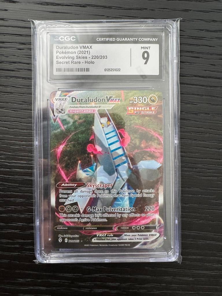 Duraludon VMAX Alt Art 220/203 Evolving Skies CGC 9 Mint, Ophalen of Verzenden, Zo goed als nieuw, Losse kaart, Foil