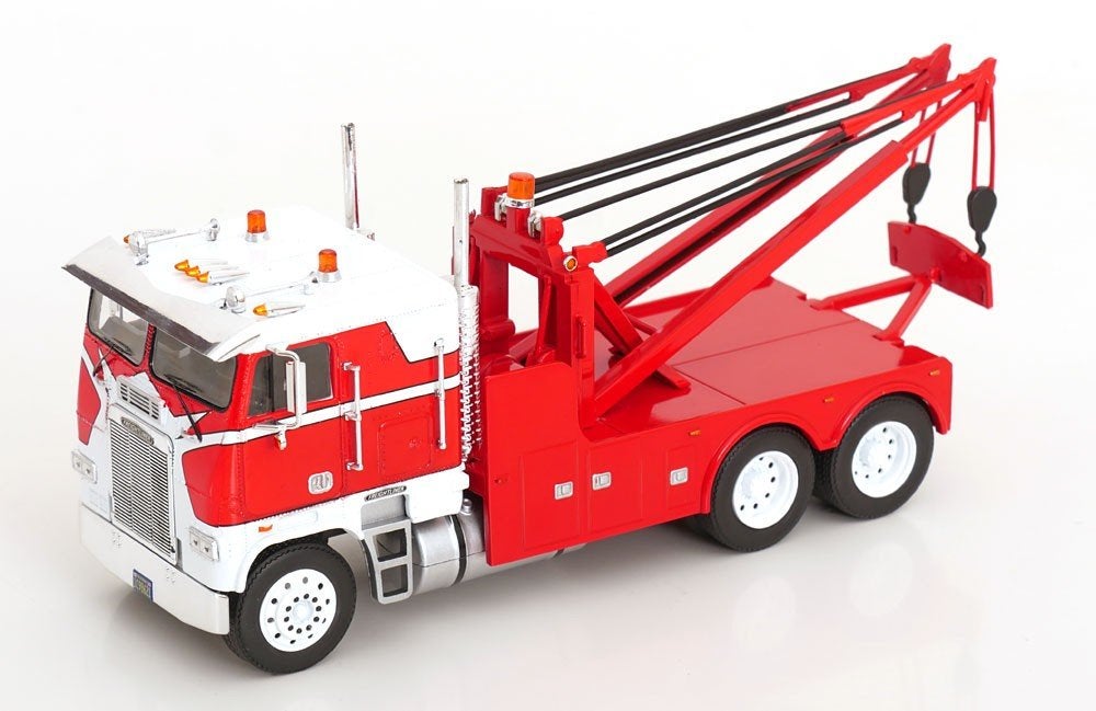 IXO 1:43 Freightliner FLA 1987 rood/ wit - IXO America, Hobby en Vrije tijd, Overige merken, -, -, Nieuw